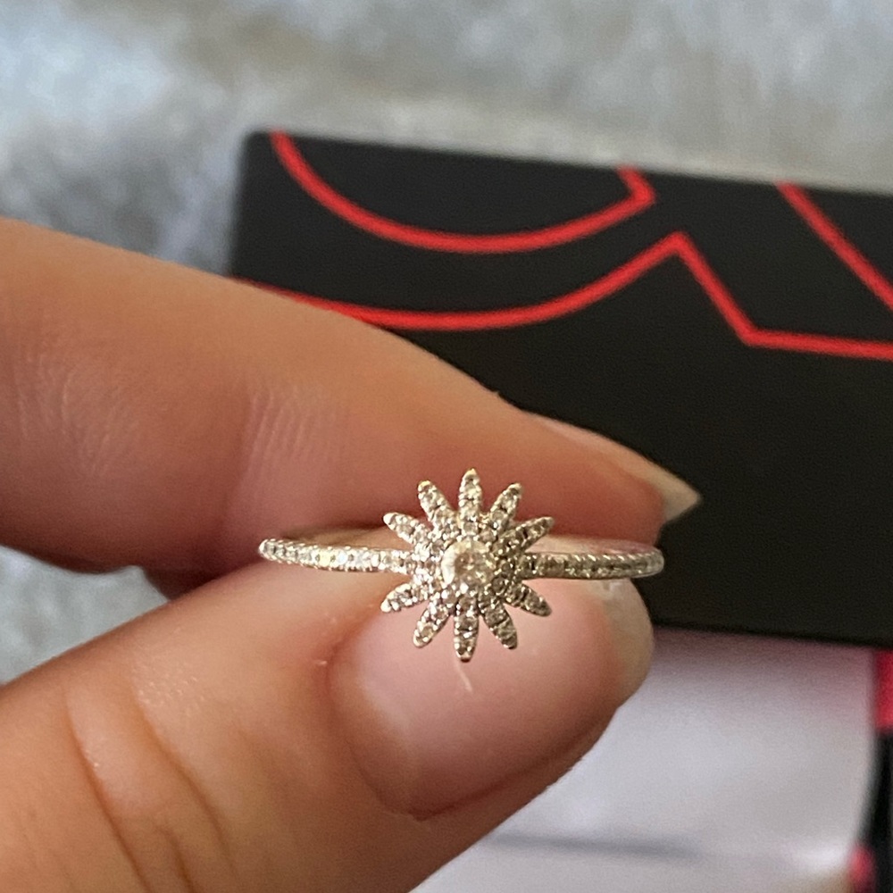 White gold diamond ring 14k